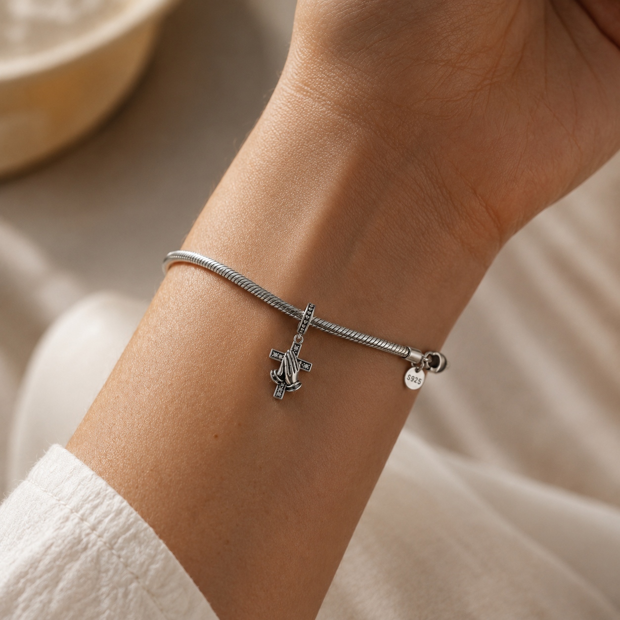 Praying Hands Charm 925 Silver