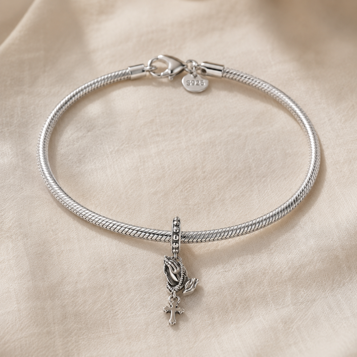 Praying Hands with Rosary Charm 925 Silver