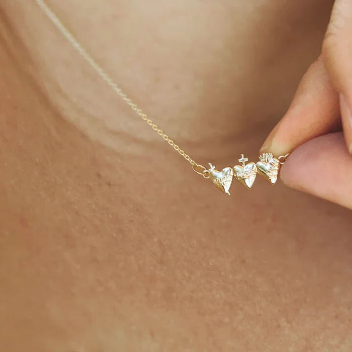 Holy Trilogy Necklace – Jesus, Mary and Joseph