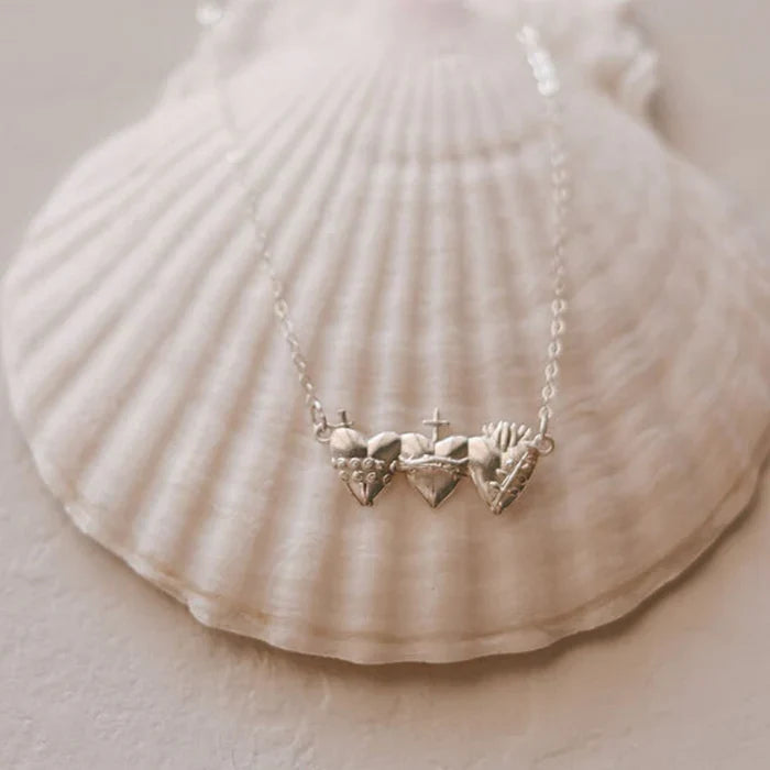 Holy Trilogy Necklace – Jesus, Mary and Joseph